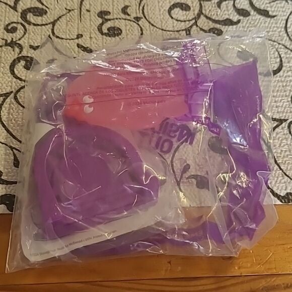 2024 McDonald's Happy Meal Toy - Picture 2 of 5